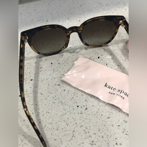 🆕Kate Spade Abianne Sunglasses - Picture 6 of 7